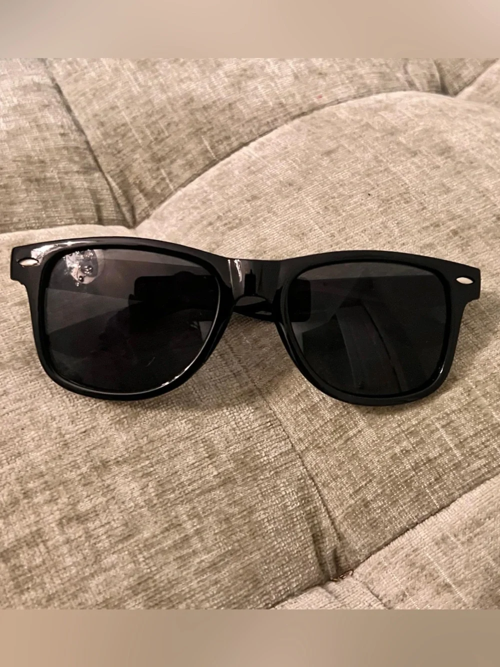 Men's Black Sunglasses - Classic Polarized Style